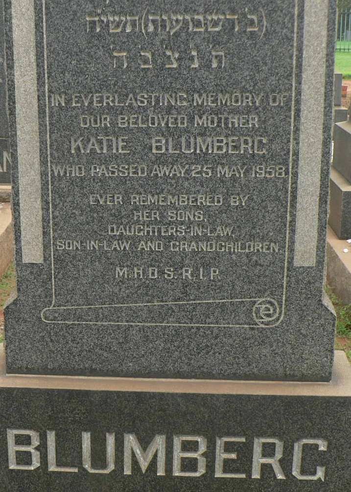 BLUMBERG Katie -1958