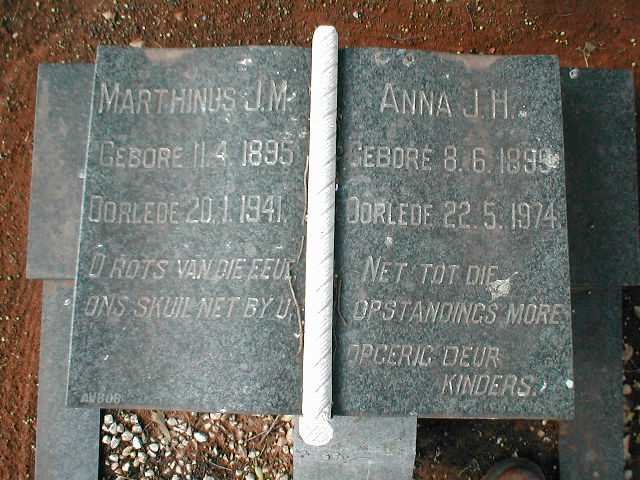 BOYENS Marthinus J.M. 1895-1941 &amp; Anna J.H. 1899-1974