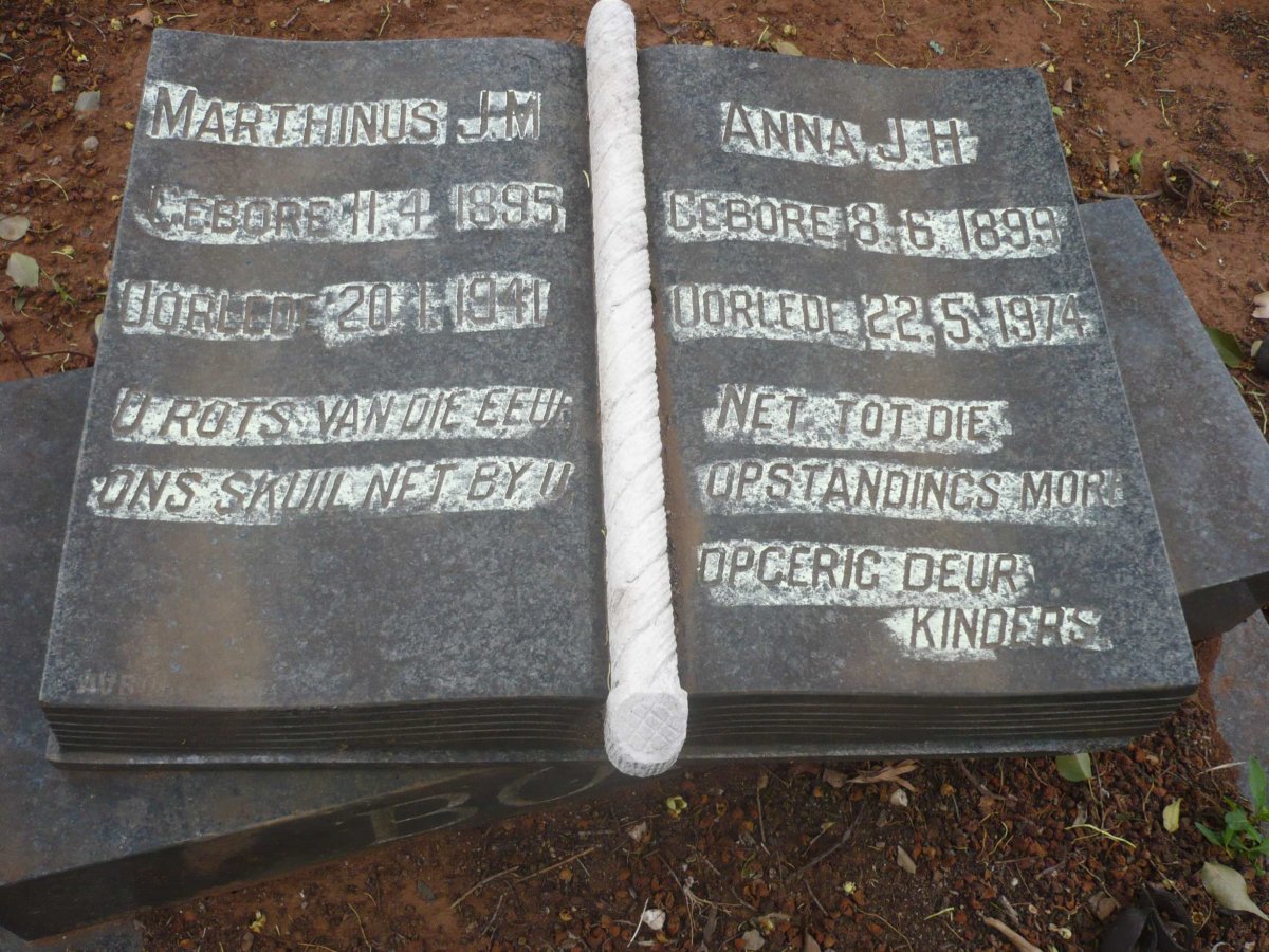 BOYENS Marthinus J.M. 1895-1941 &amp; Anna J.H. 1899-1974