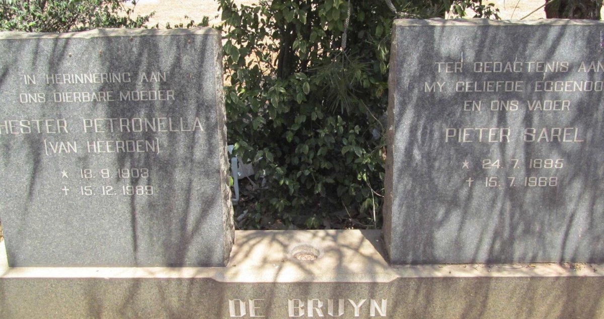 BRUYN Pieter Sarel, de 1895-1968 &amp; Hester Petronella VAN HEERDEN 1903-1989