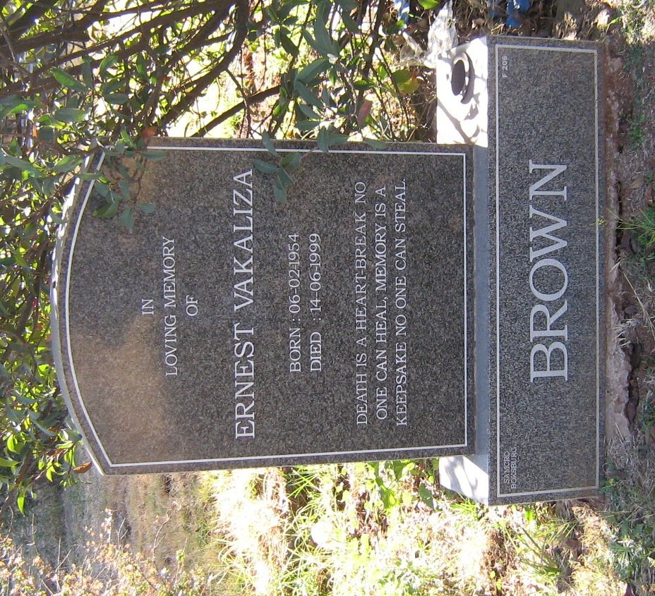 BROWN Ernest Vakaliza 1954-1999