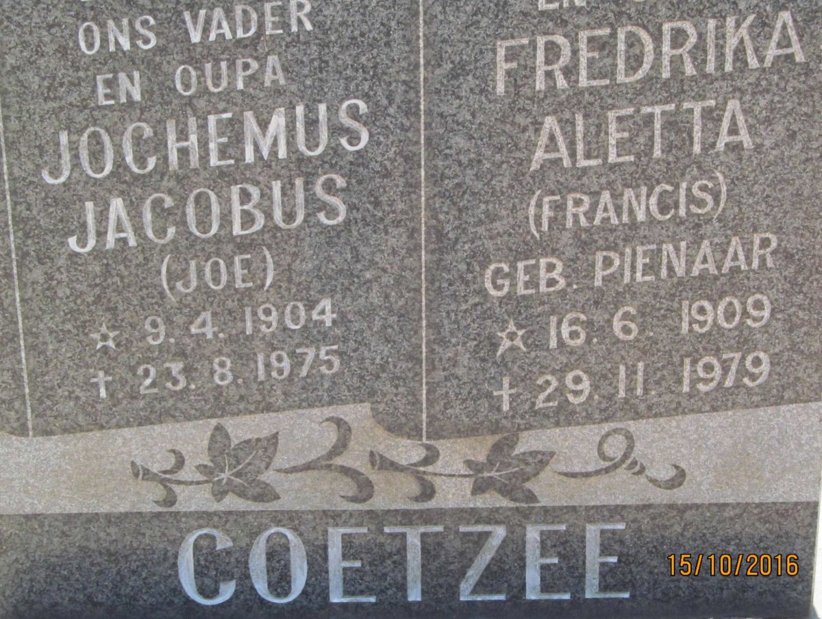 COETZEE Jochemus Jacobus 1904-1975 &amp; Fredrika Aletta PIENAAR 1909-1979