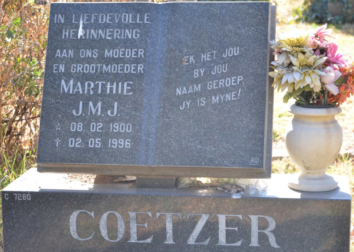 COETZER Marthie J.M.J. 1900-1996