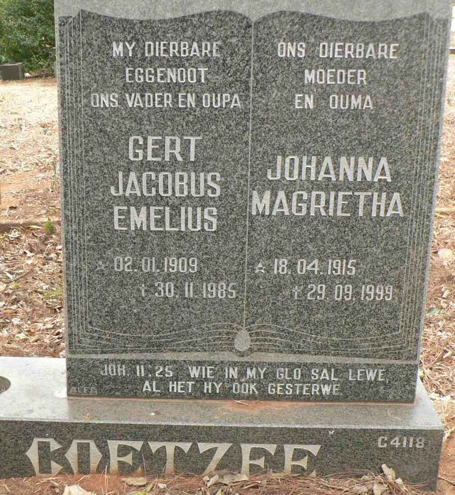 COETZEE Gert Jacobus Emelius 1909-1985 &amp; Johanna Magrietha 1915-1999