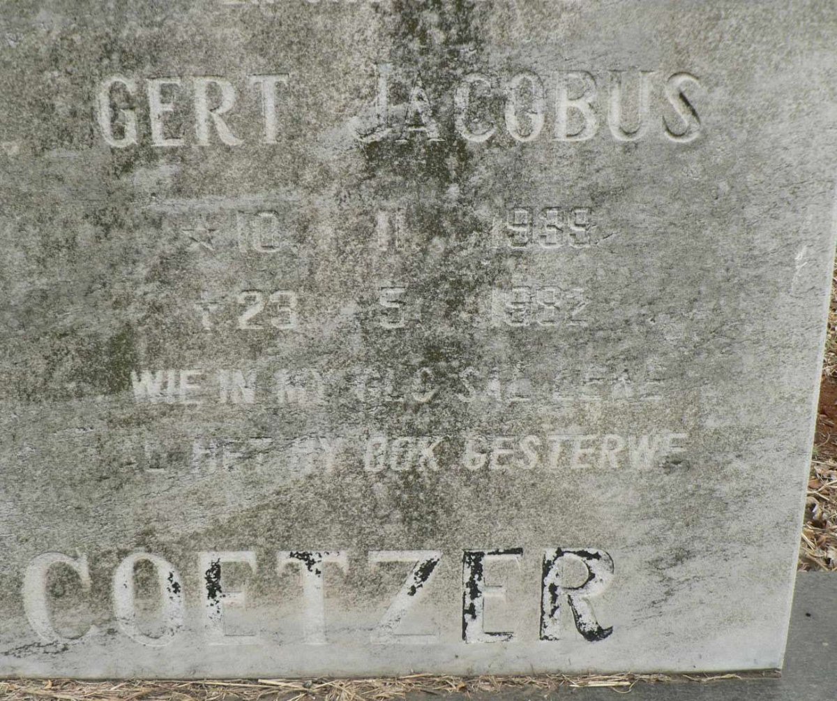 COETZER Gert Jacobus 1935-1992