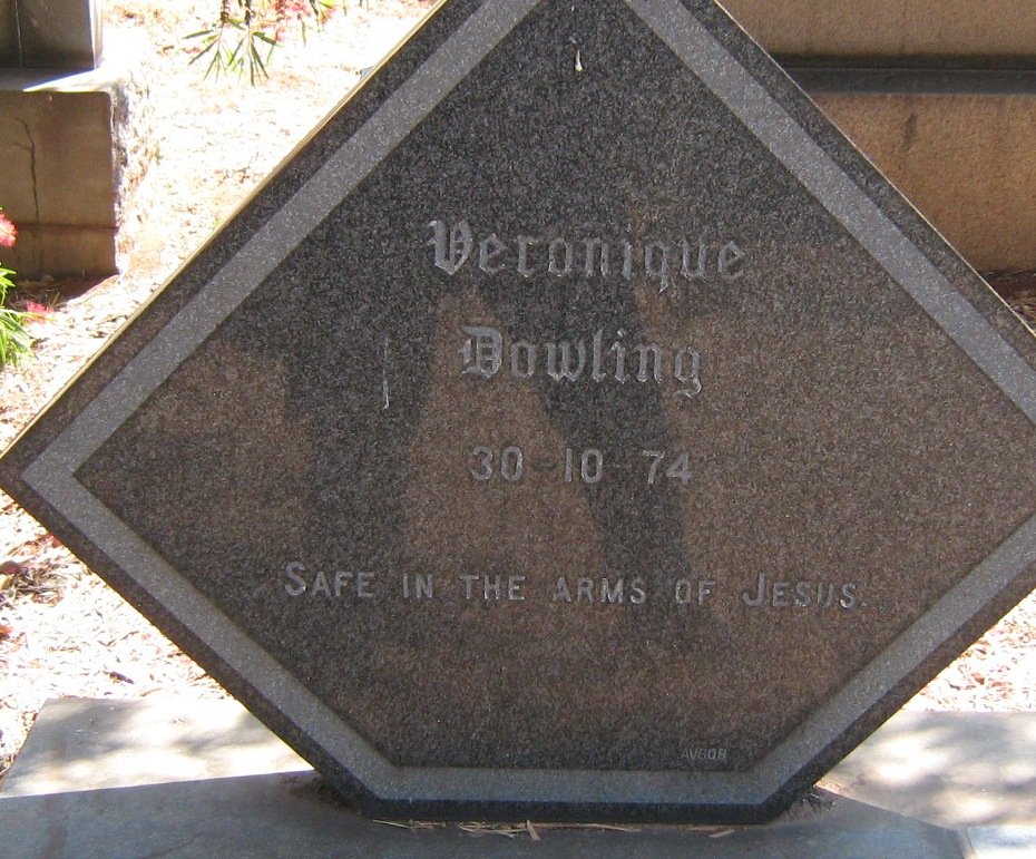 DOWLING Veronique -1974