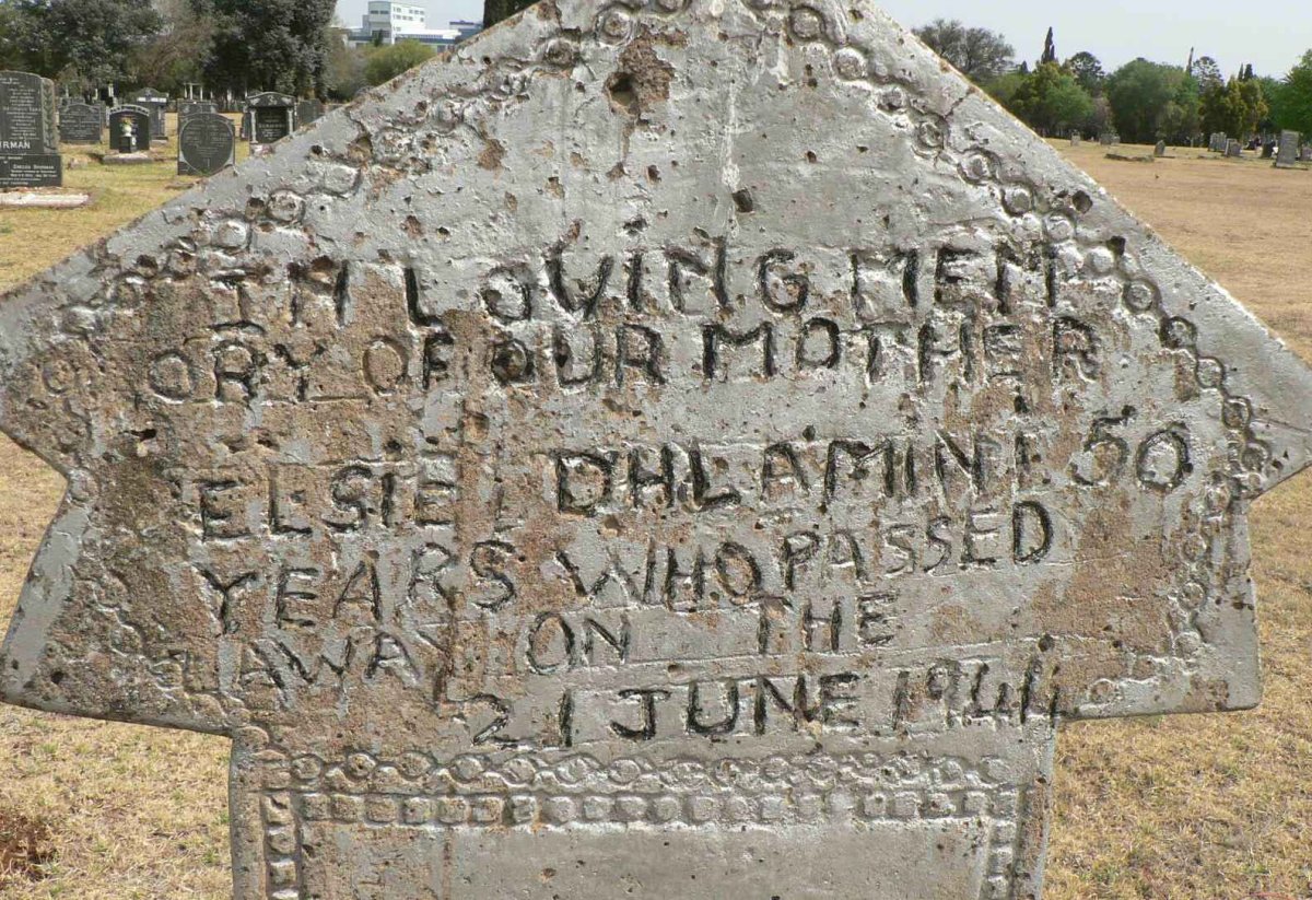DHLAMINI Elsie -1944