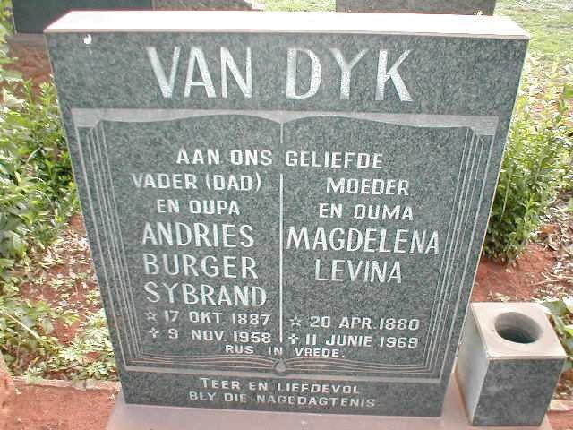 DYK Andries Burger Sybrand, van 1887-1958 &amp; Magdelena Levina 1880-1969