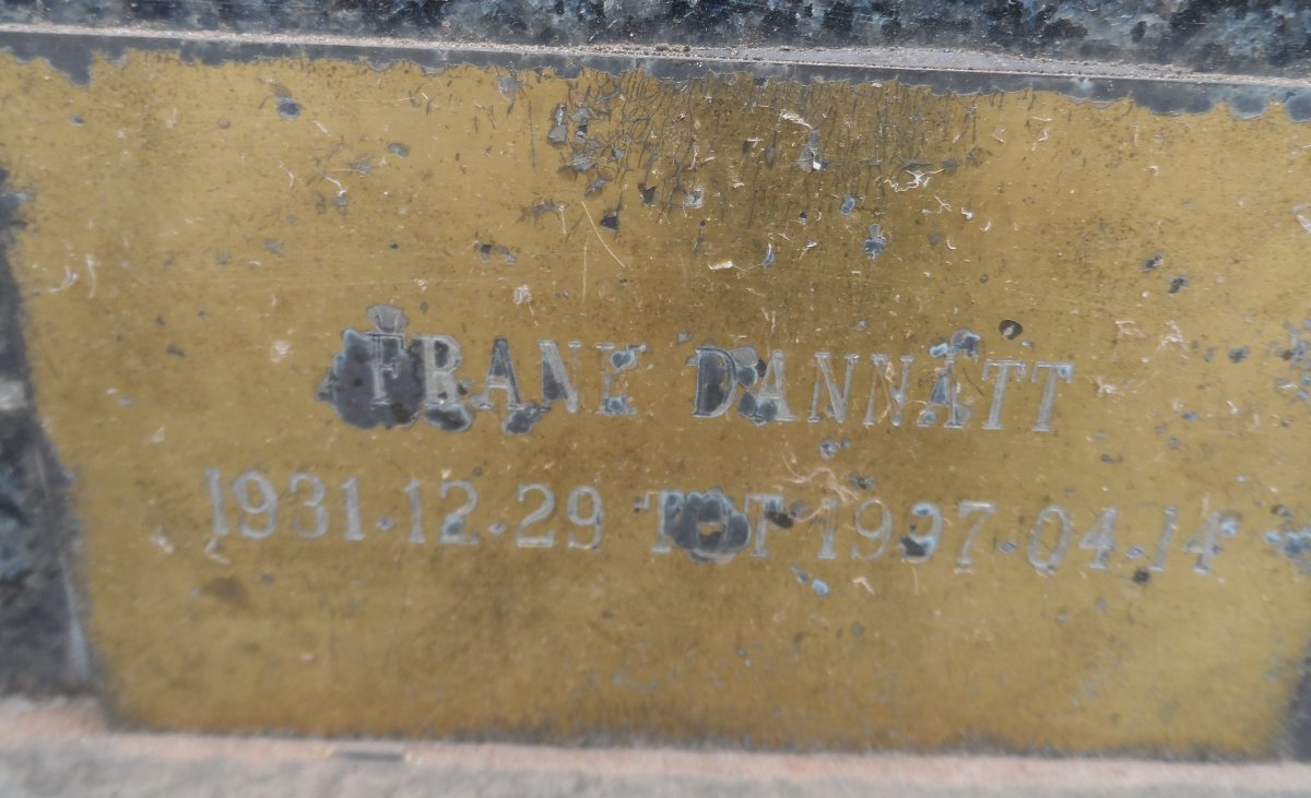 DANNATT Frank 1931-1997