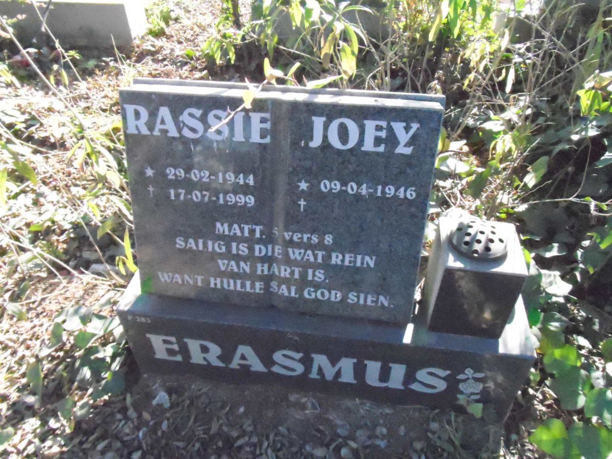 ERASMUS Rassie 1944-1999 &amp; Joey 1946-