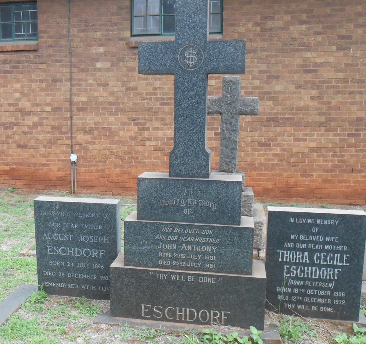 ESCHDORF family