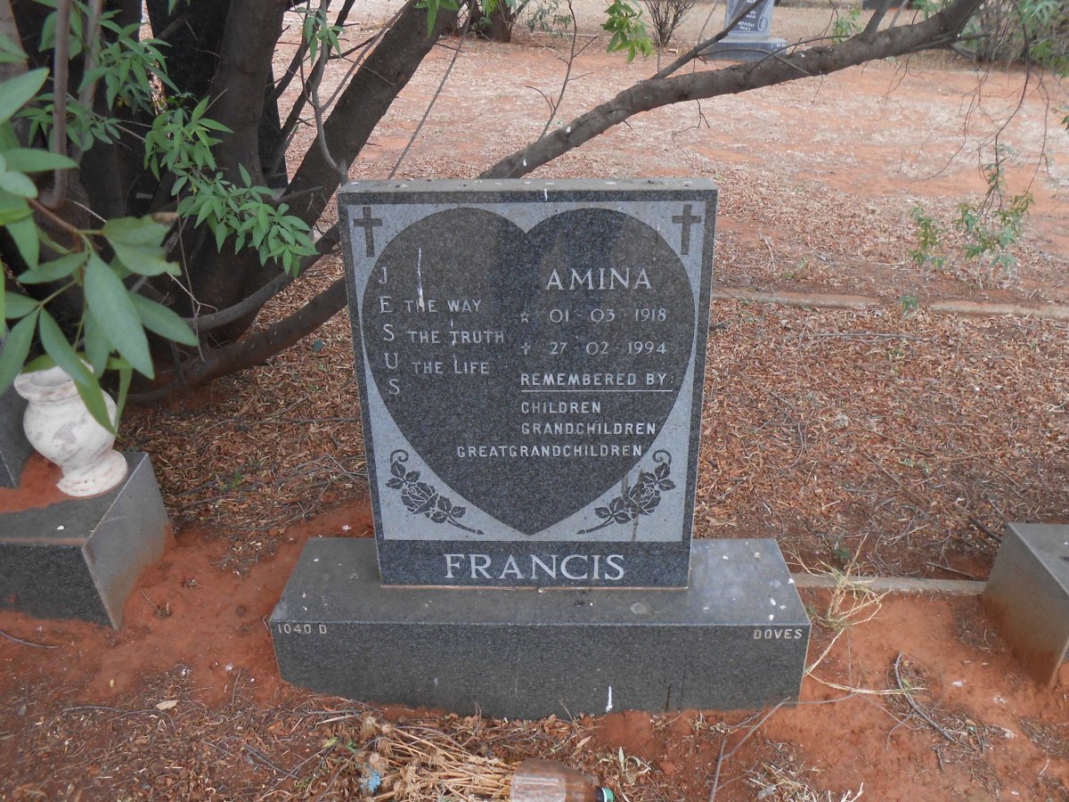 FRANCIS Amina 1918-1994