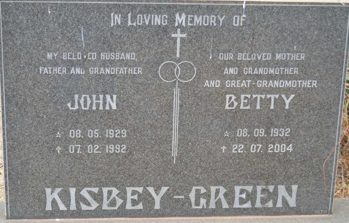 GREEN John, Kisbey 1929-1992 &amp; Betty 1932-2004