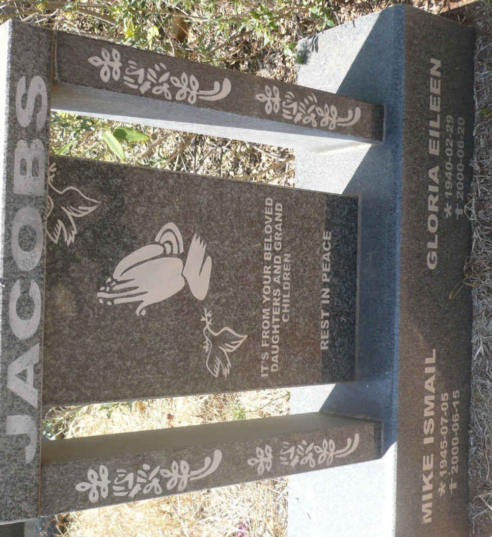 JACOBS Mike Ismail 1945-2000 &amp; Gloria Eileen 1940-2000