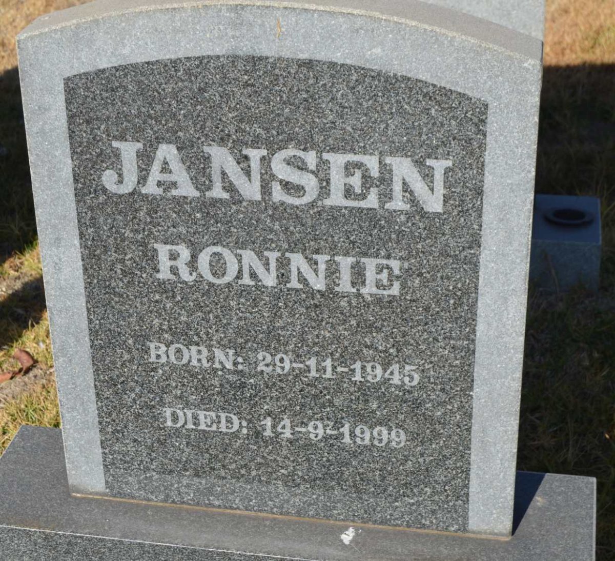 JANSEN Ronnie 1945-1999