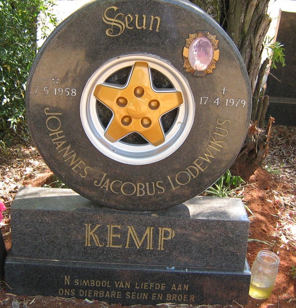 KEMP Johannes Jacobus Lodewikus 1958-1979