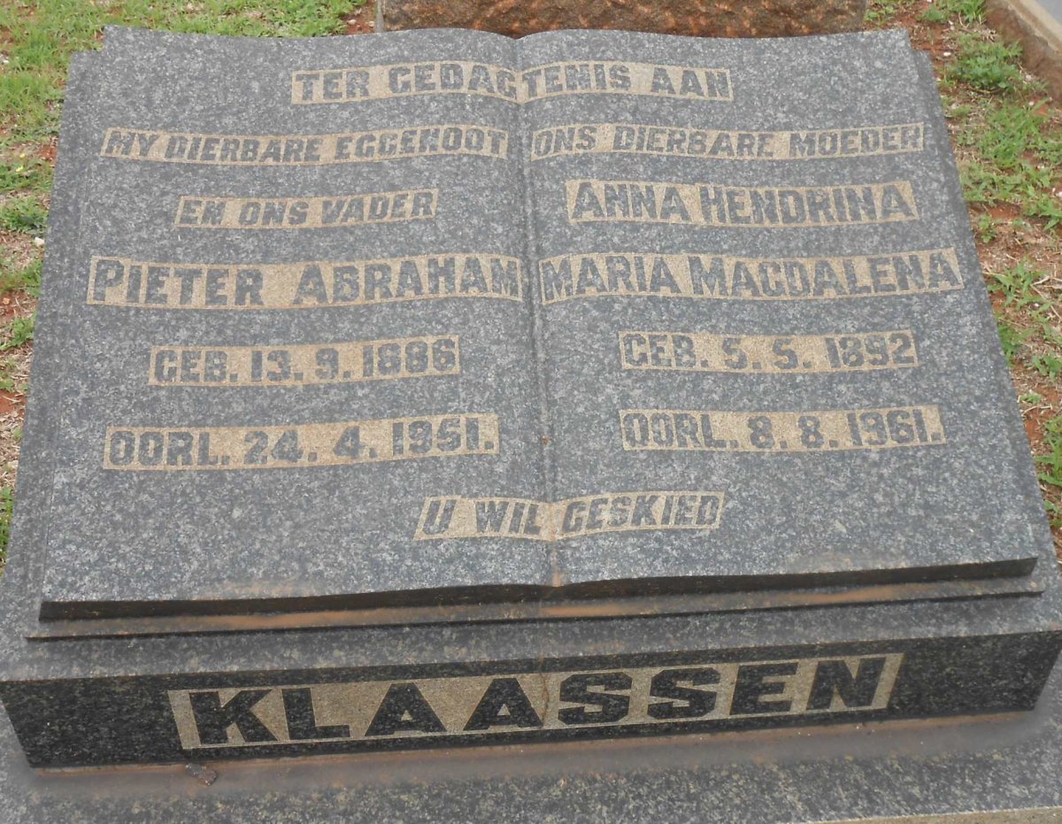 KLAASSEN Pieter Abraham 1886-1951 &amp; Anna Hendrina Maria Magdalena 1892-1961