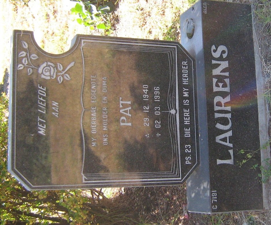 LAURENS Pat 1940-1996