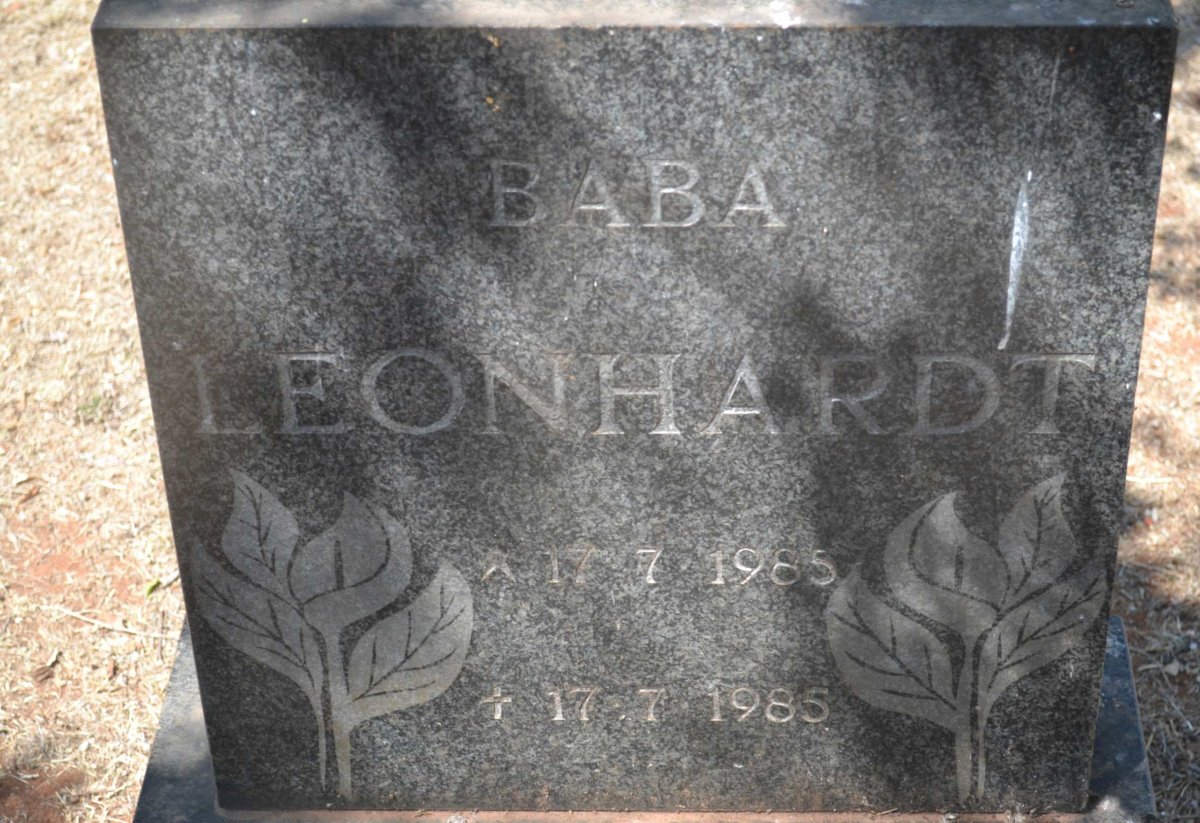 LEONHARDT Baba 1985-1985