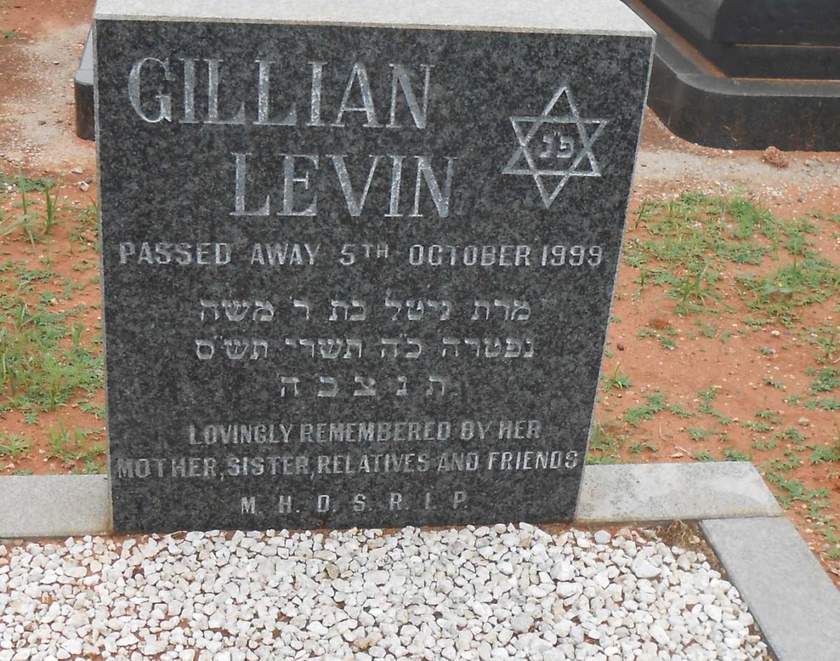 LEVIN Gillian -1999