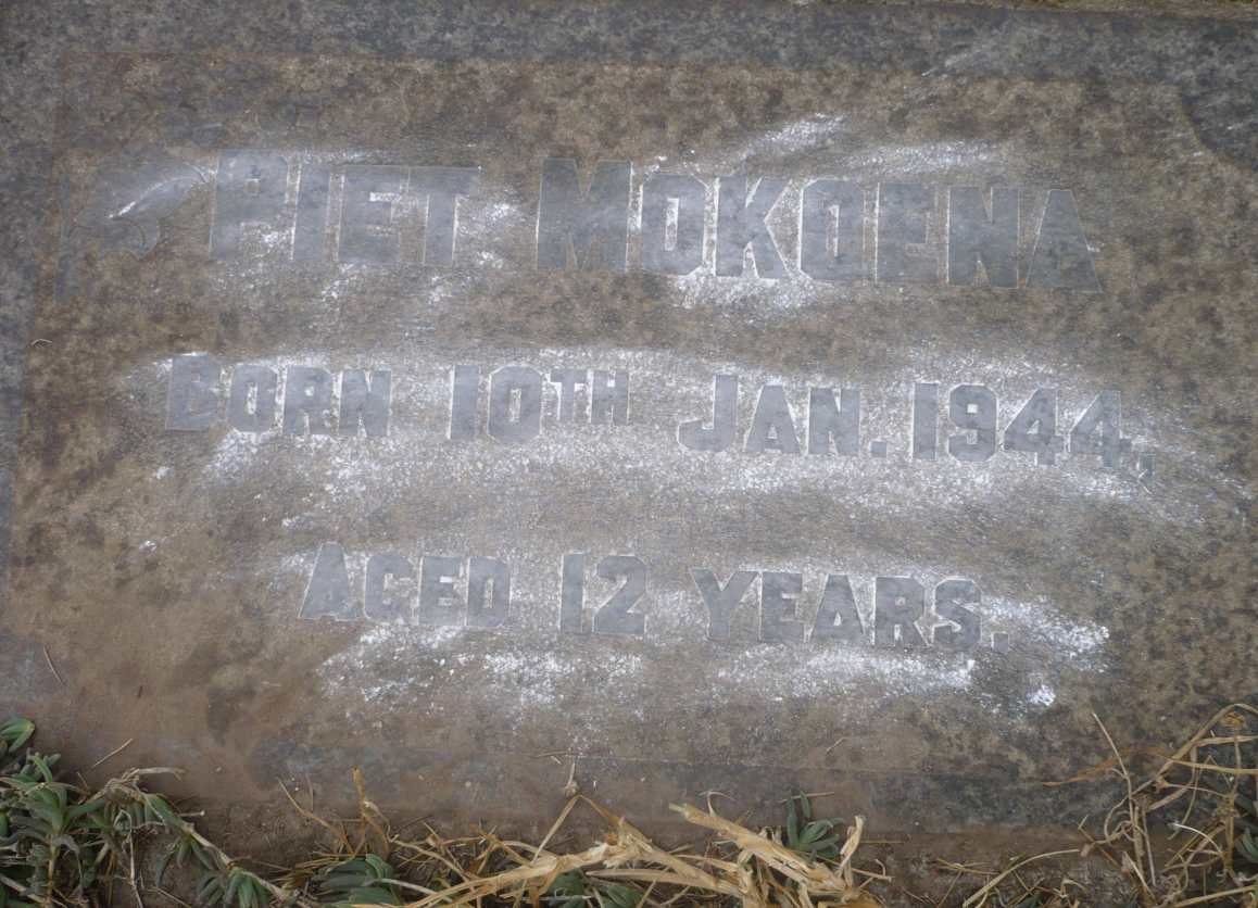 MOKOENA Piet 1944-