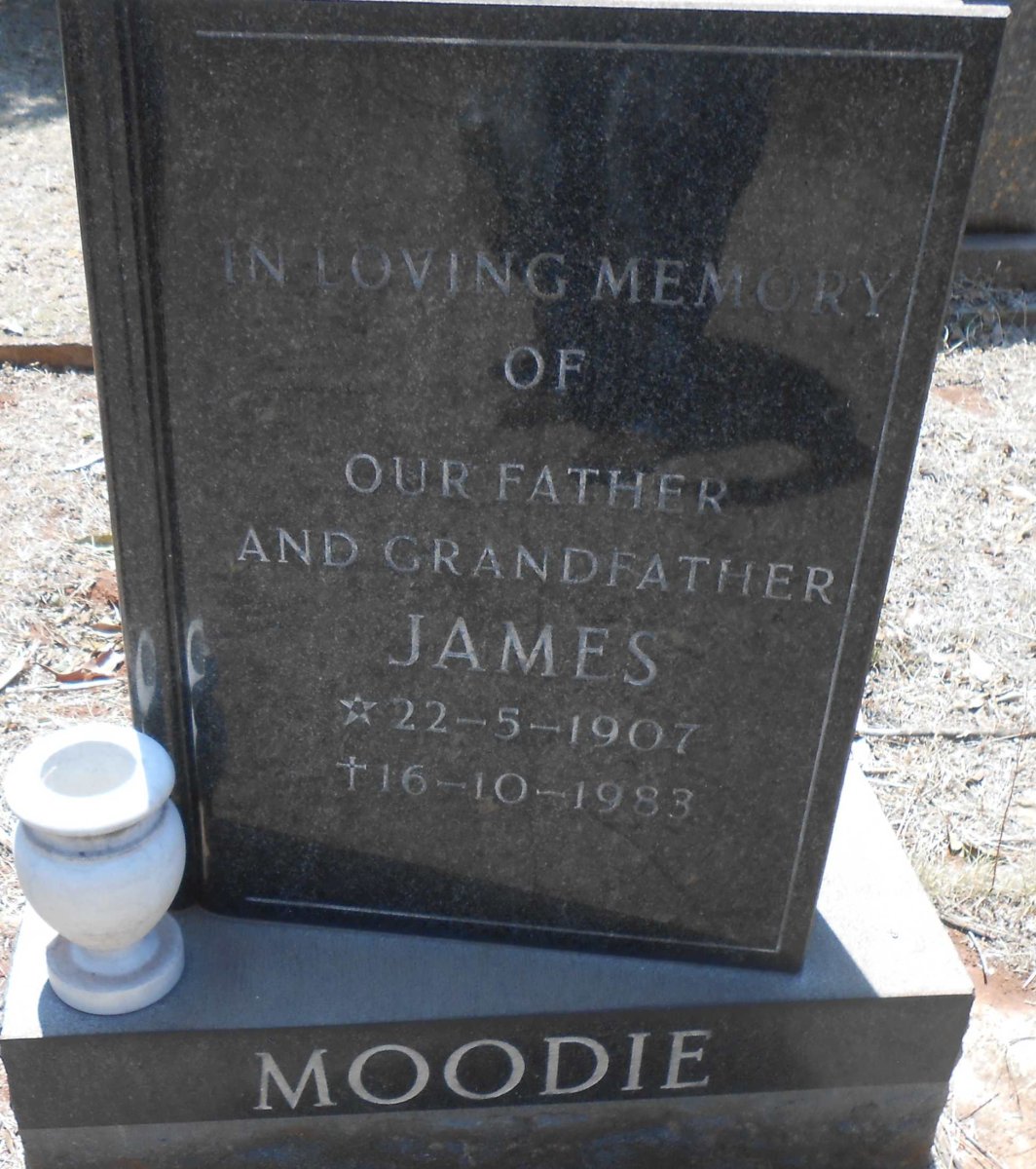 MOODIE James 1907-1983