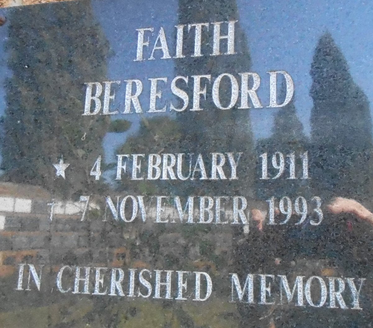 BERESFORD Faith 1911-1993