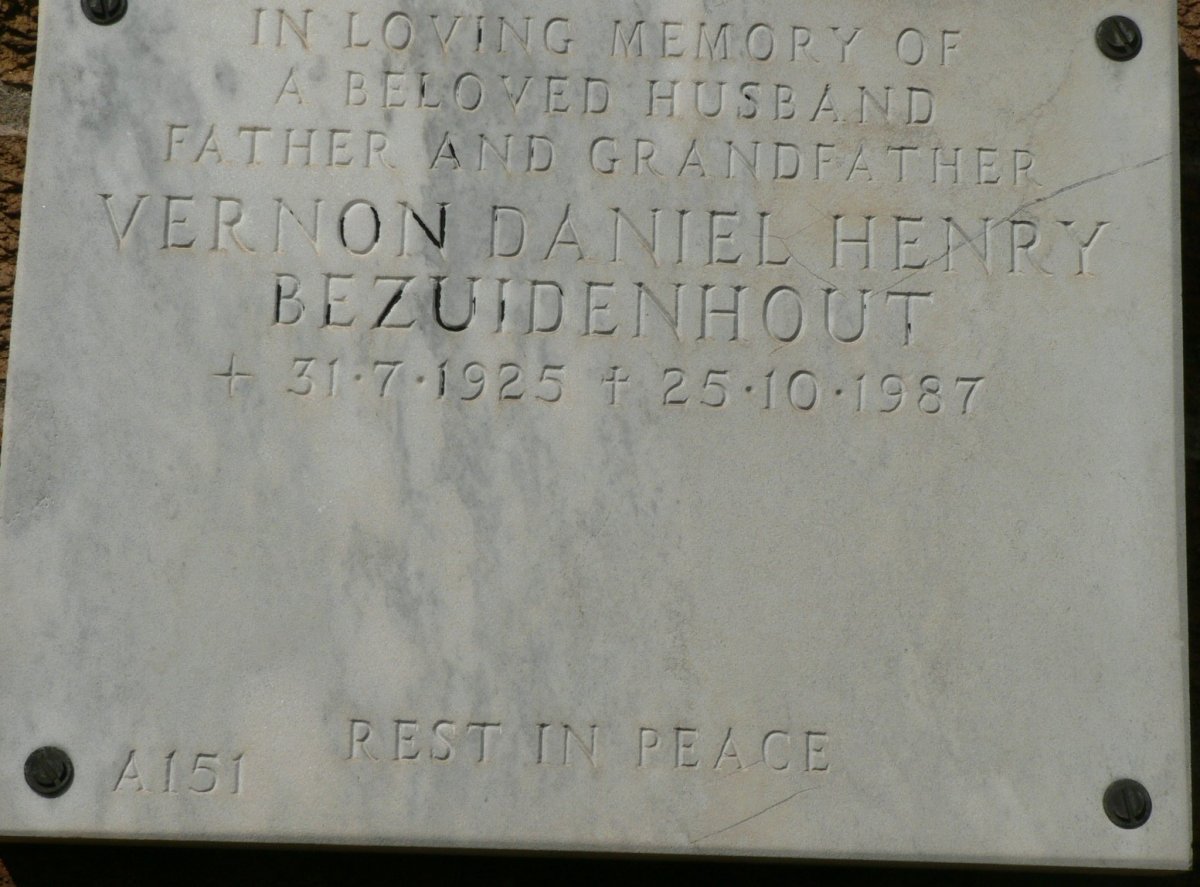 BEZUIDENHOUT Vernon Daniel Henry 1925-1987