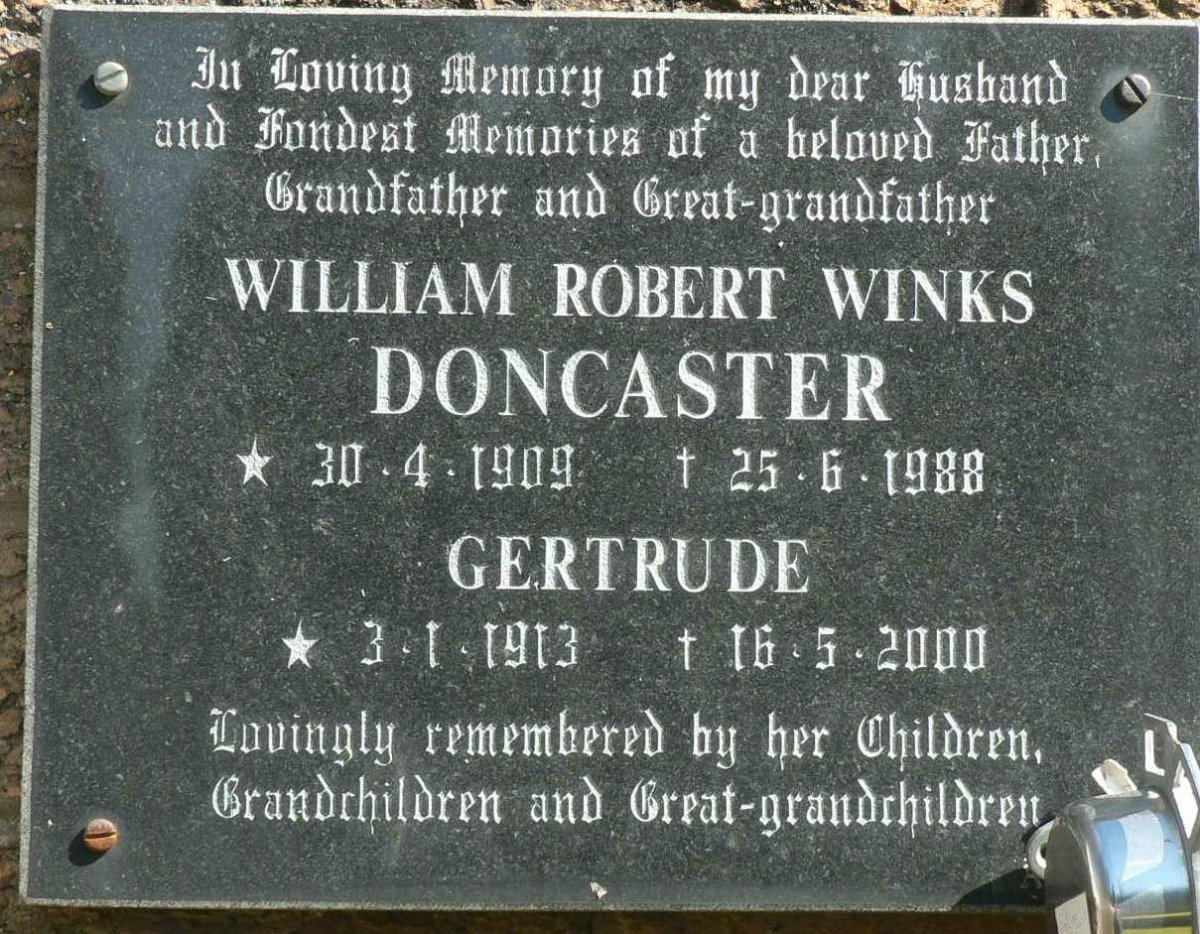 DONCASTER William Robert Winks 1909-1988 &amp; Gertrude 1913-2000