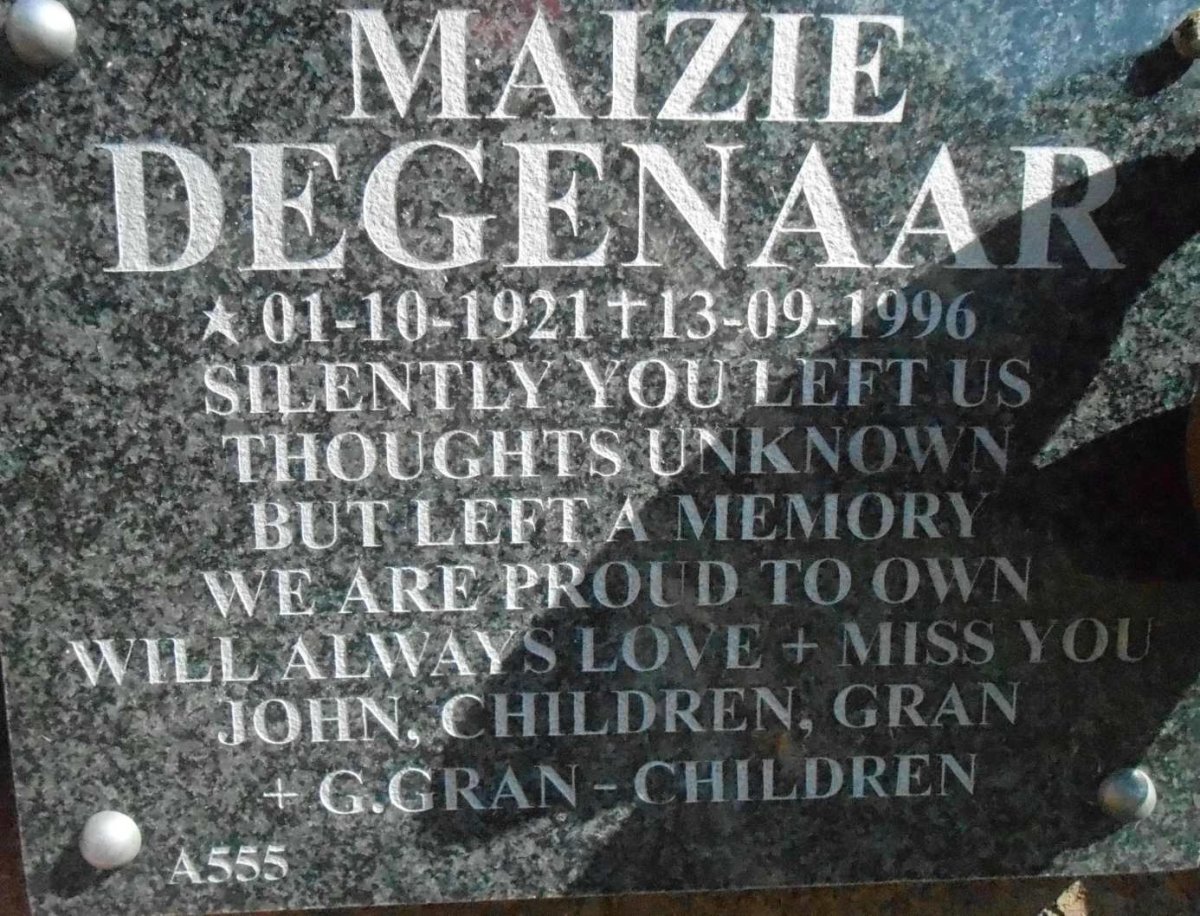 DEGENAAR Maizie 1921-1996
