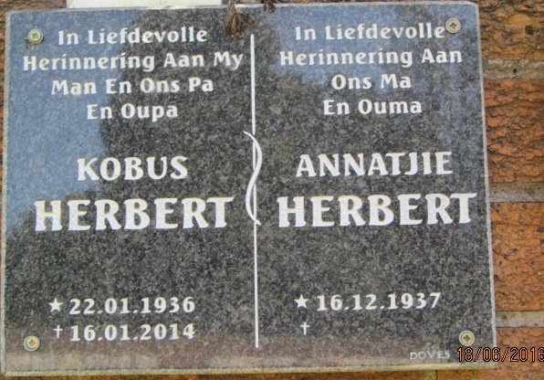 HERBERT Kobus 1936-2014 &amp; Annatjie 1937-