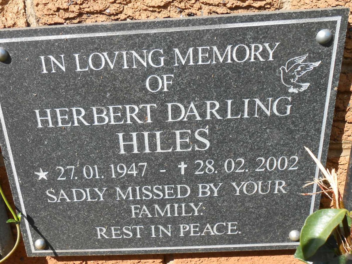 HILES Herbert Darling 1947-2002