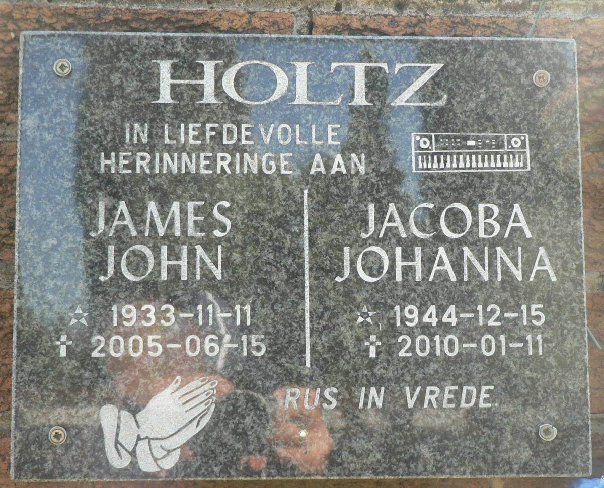 HOLTZ James John 1933-2005 &amp; Jacoba Johanna 1944-2010