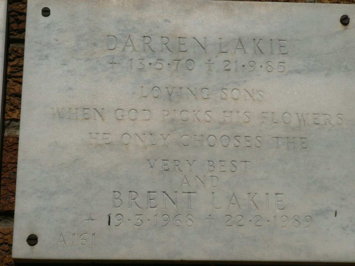 LAKIE Brent 1968-1989 :: LAKIE Darren 1970-1985