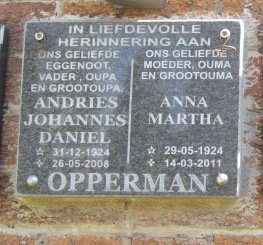 OPPERMAN Andries Johannes Daniel 1924-2008 &amp; Anna Martha 1924-2011