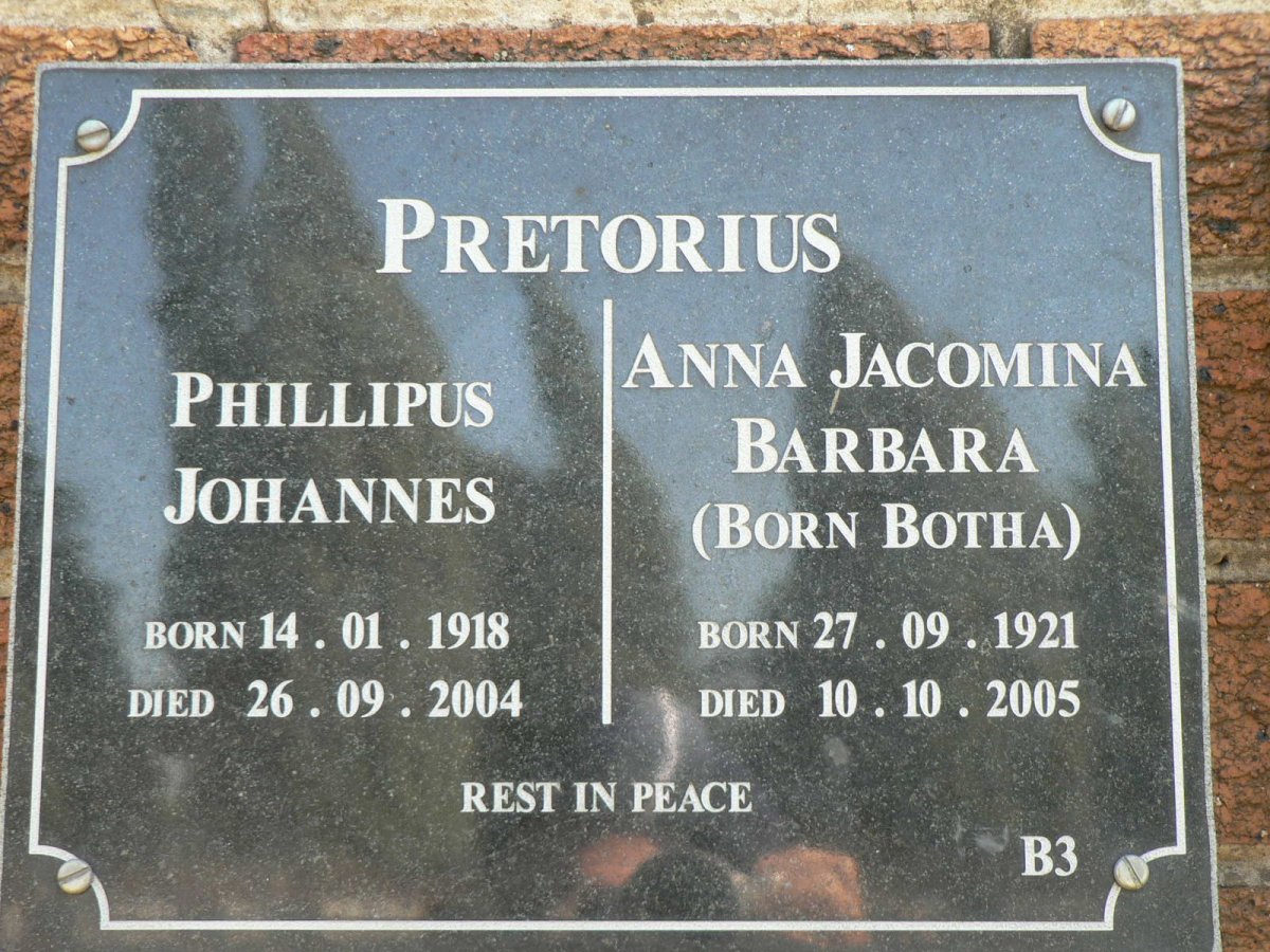 PRETORIUS Phillipus Johannes 1918-2004 &amp; Anna Jacomina Barbara BOTHA 1921-2005