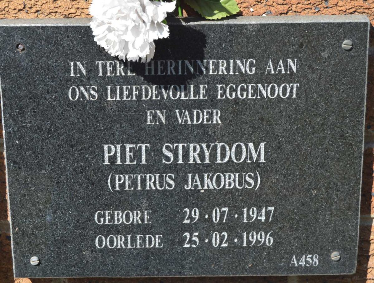 STRYDOM Petrus Jakobus 1947-1996