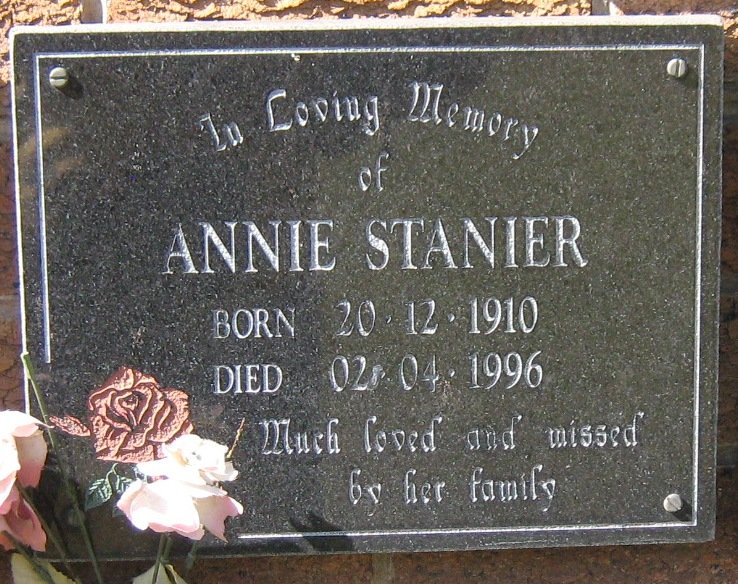 STANIER Annie 1910-1996