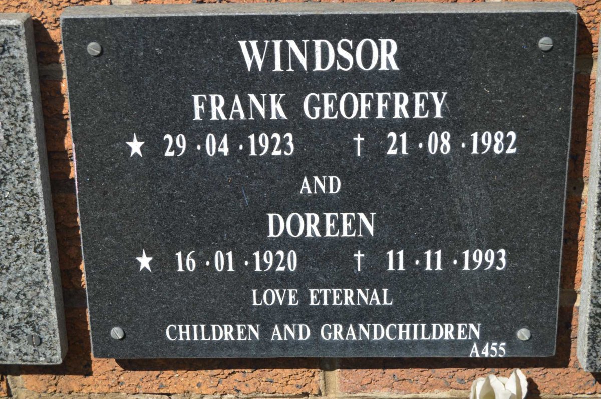 WINDSOR Frank Geoffrey 1923-1982 &amp; Doreen 1920-1993