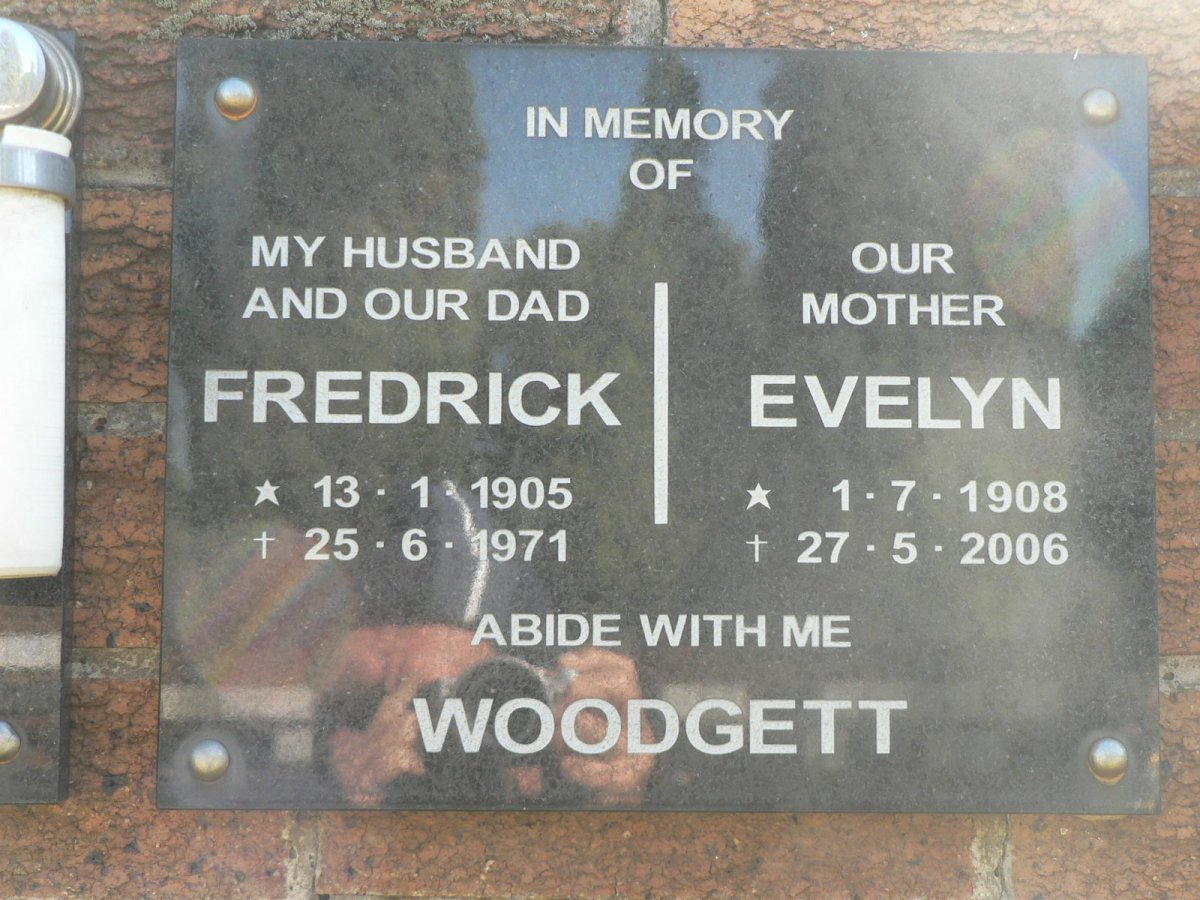 WOODGETT Fredrick 1905-1971 &amp; Evelyn 1908-2006
