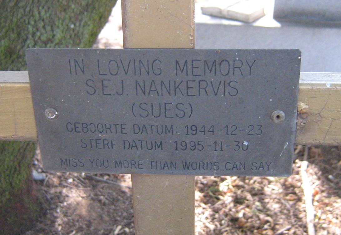 NANKERVIS S.E.J. 1944-1995