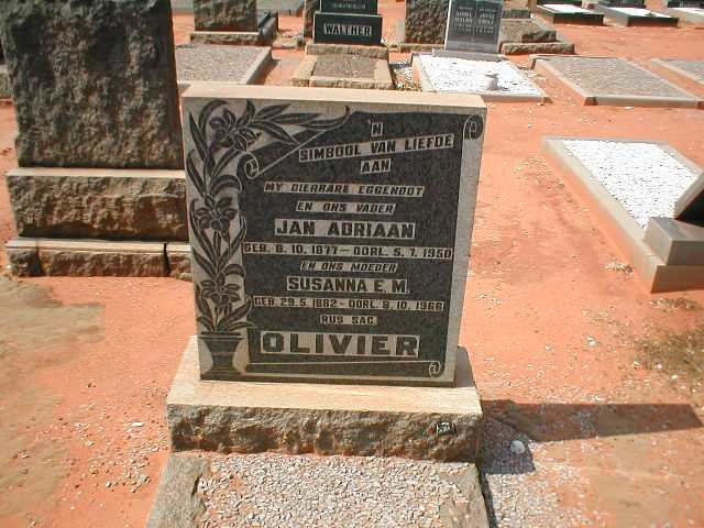 OLIVIER Jan Adriaan 1877-1950 &amp; Susanna E. M. 1882-1966