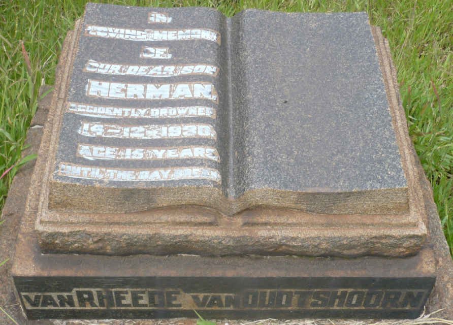 OUDTSHOORN Herman, van Rheede van -1930