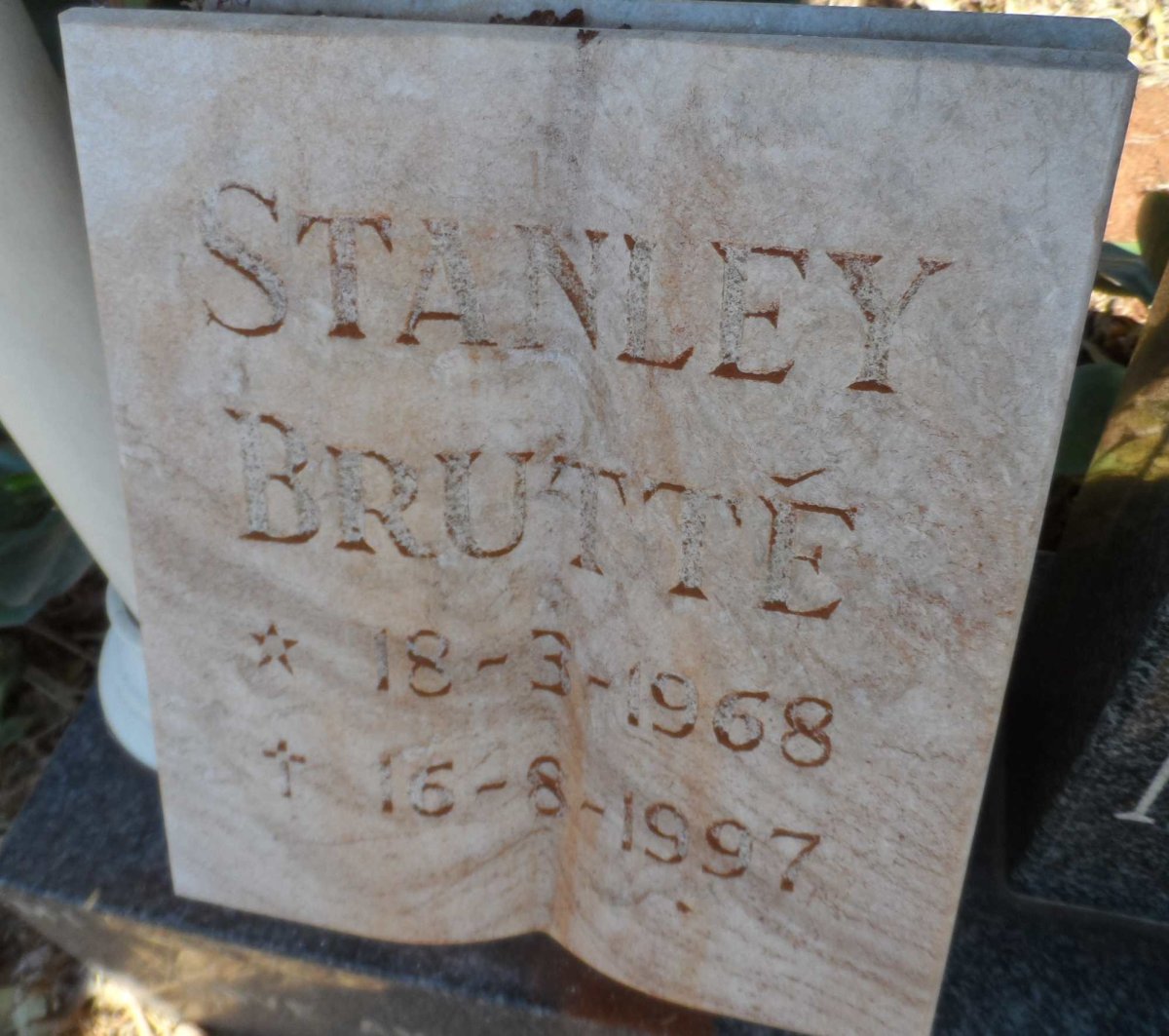 PETERSEN Stanley Brutté 1968-1997