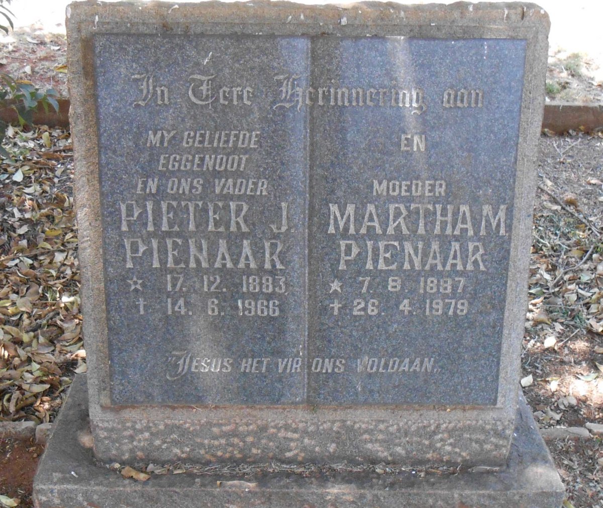 PIENAAR Pieter J. 1883-1966 &amp; Martha M. 1887-1979