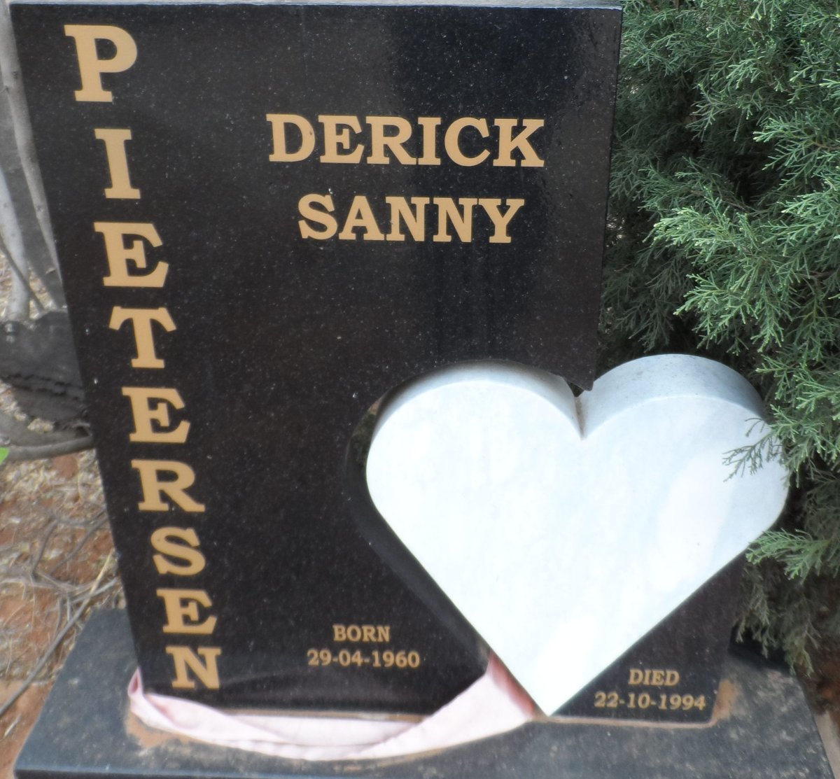 PIETERSEN Derick Sanny 1960-1994