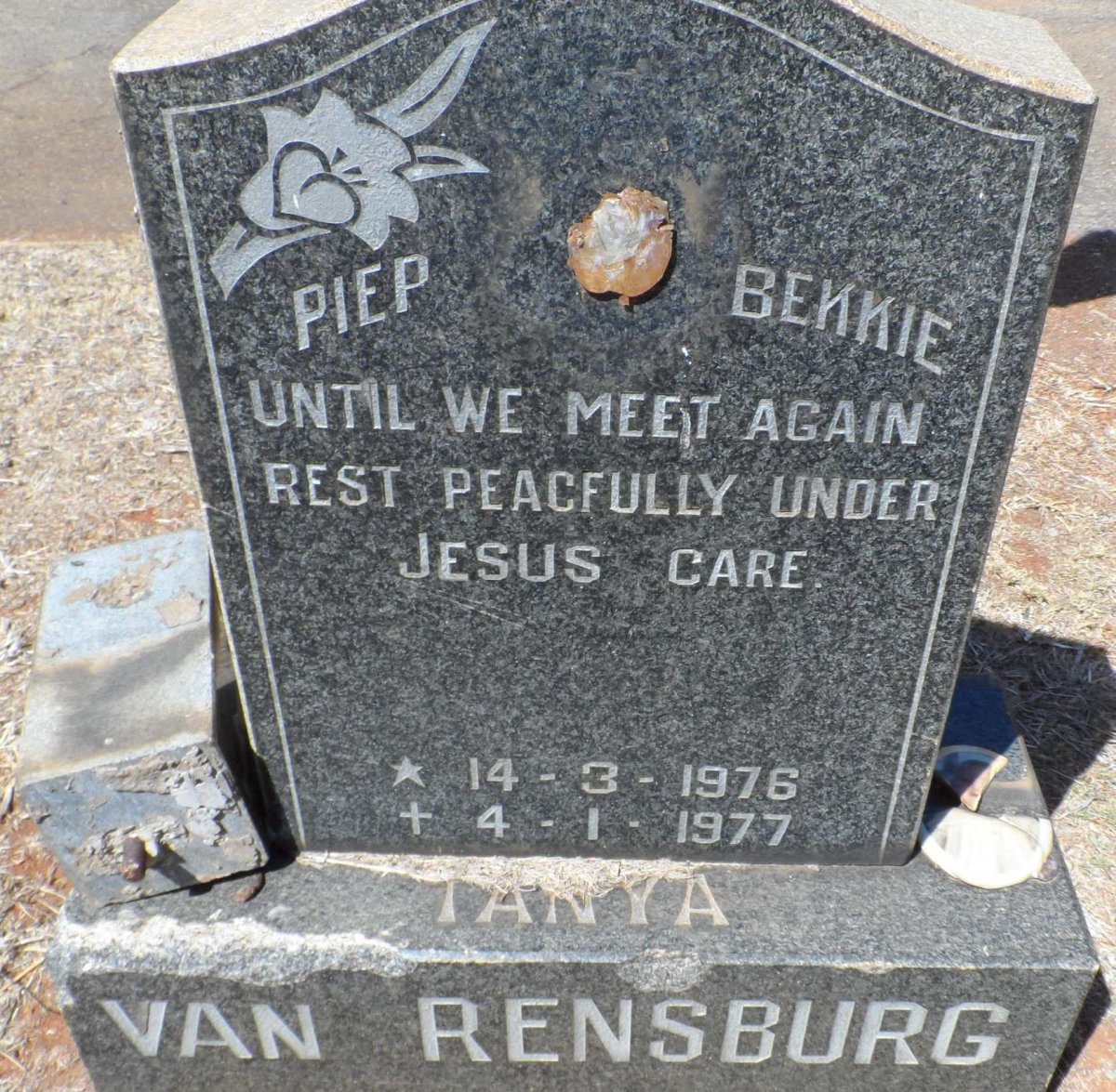 RENSBURG Tanya, van 1976-1977