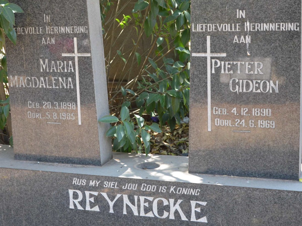 REYNECKE Pieter Gideon 1890-1969 &amp; Maria Magdalena 1898-1985