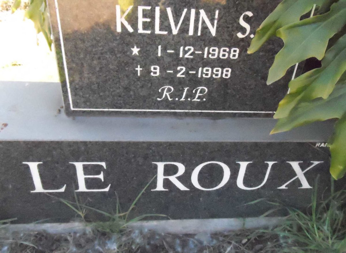 ROUX Kelvin S., le 1968-1998