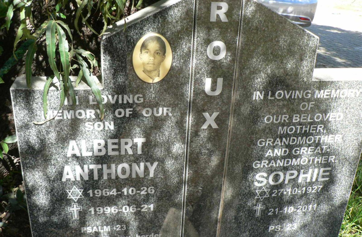 ROUX Sophie 1927-2011 :: ROUX Albert Anthony 1964-1996 